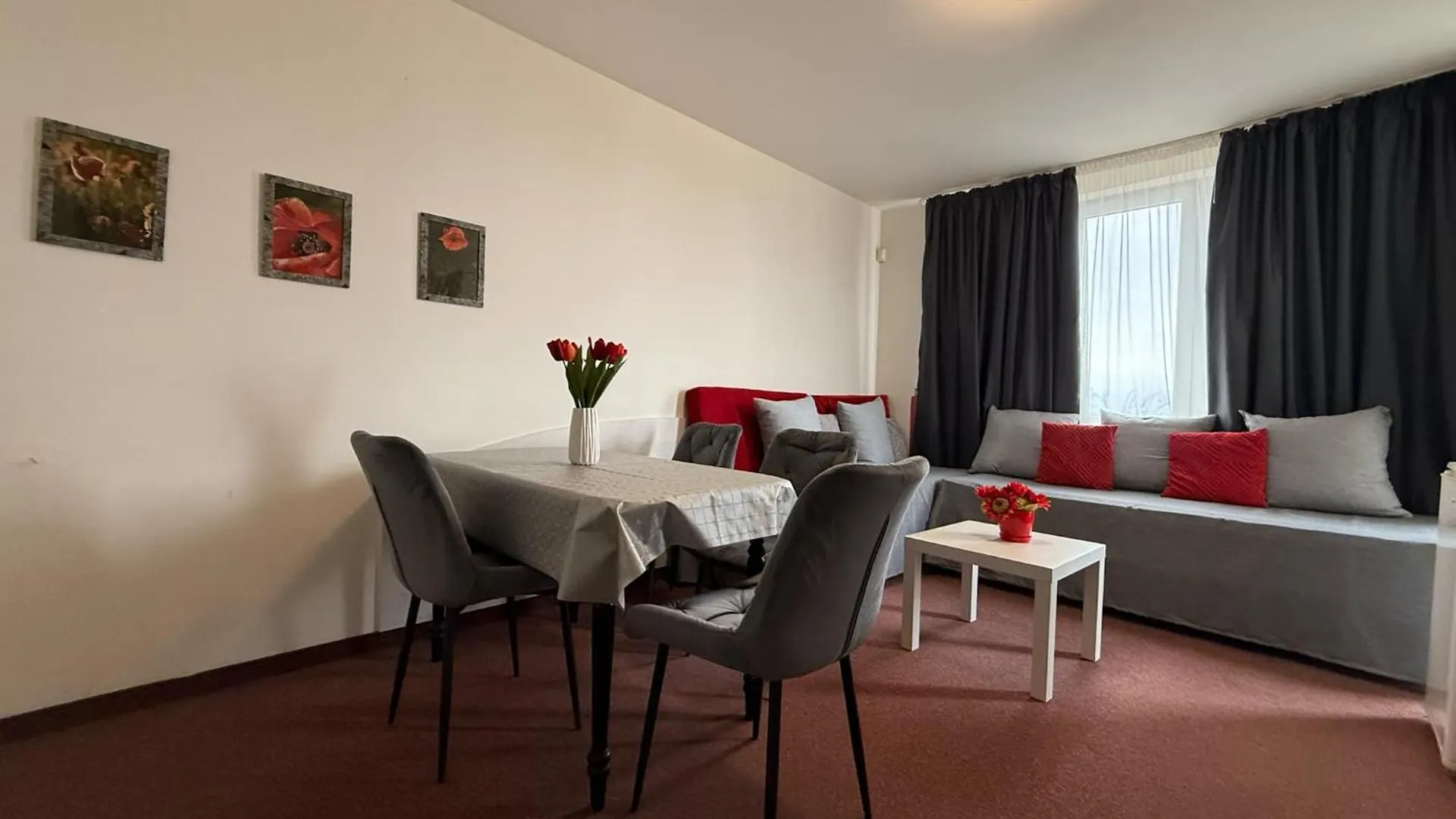 Complex Pika Guest House Golden Sands