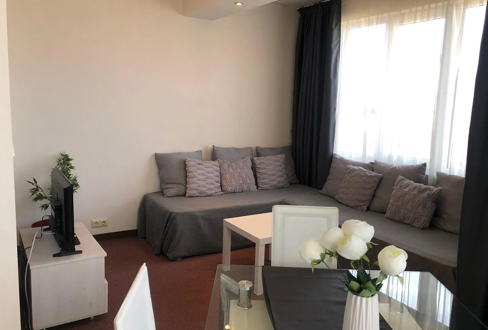 Complex Pika Guest House Golden Sands